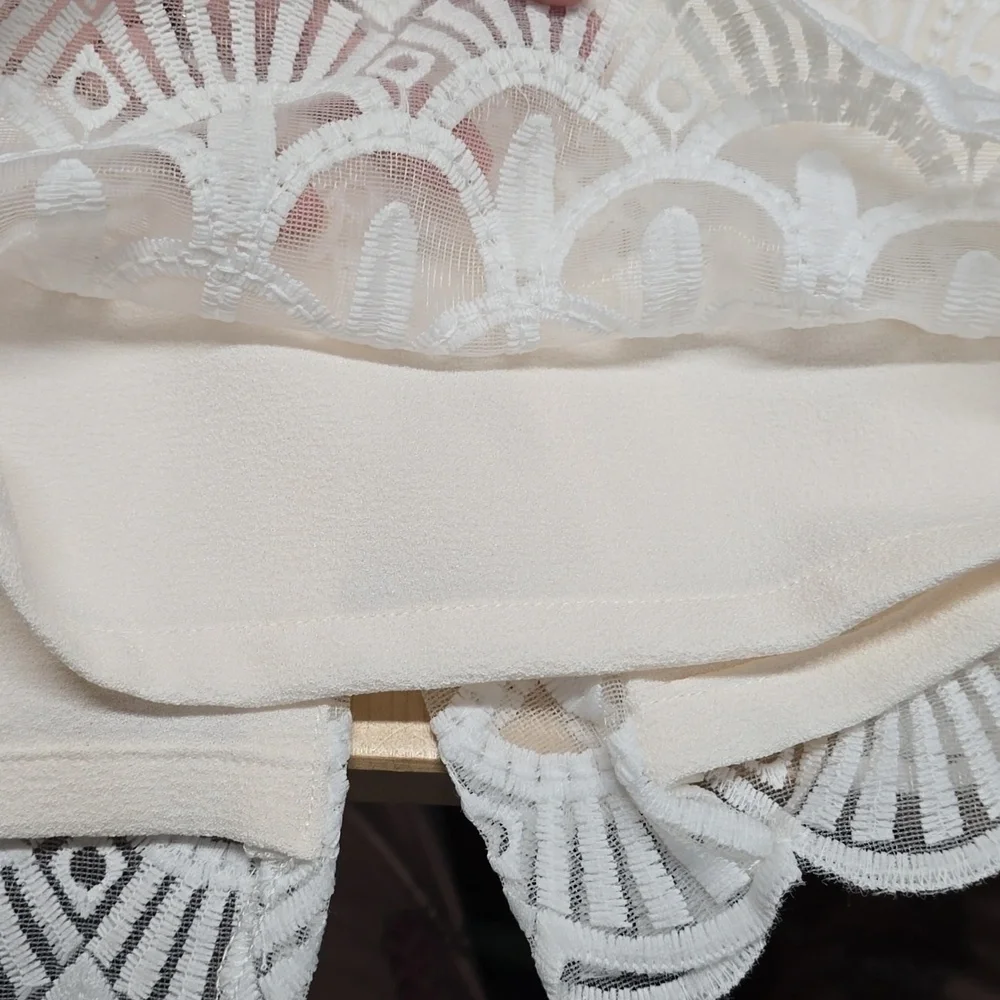 {Katherine Kelly} NWT Drea Off White Lace Dress - Size 2 - Picture 12 of 15